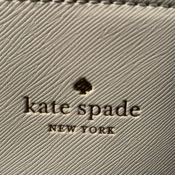 Kate spade tote - Picture 2 of 3